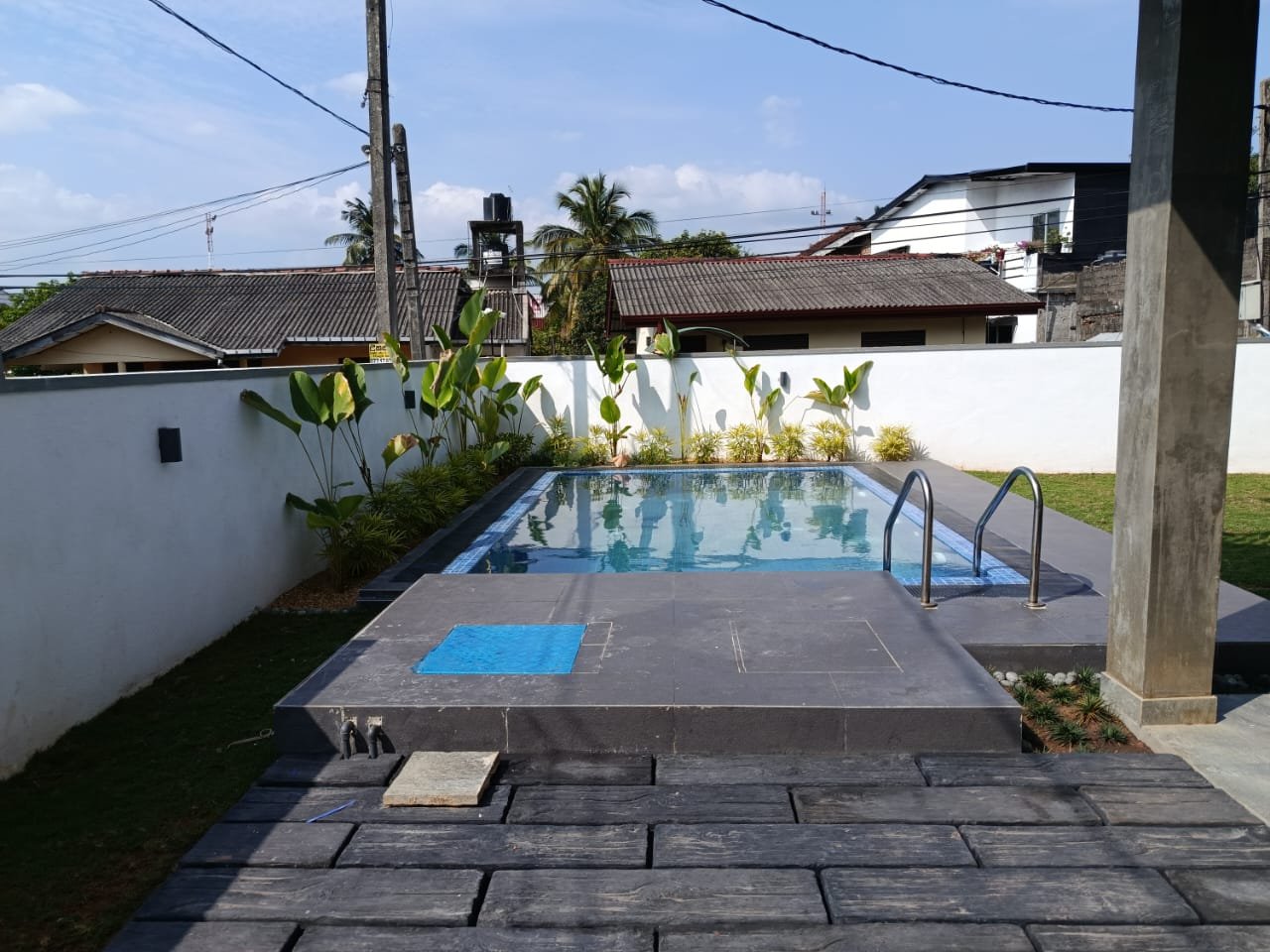 Pool Repair and Maintenance